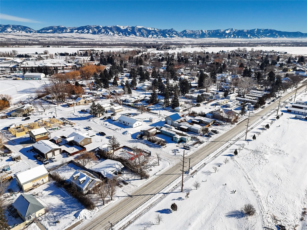 401 W Railroad Avenue N