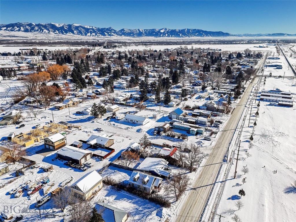 401 W Railroad Avenue N