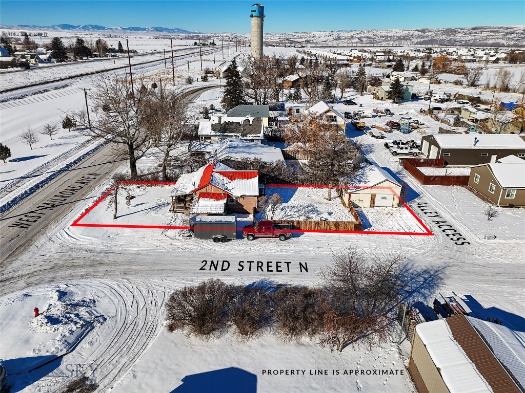 401 W Railroad Avenue N