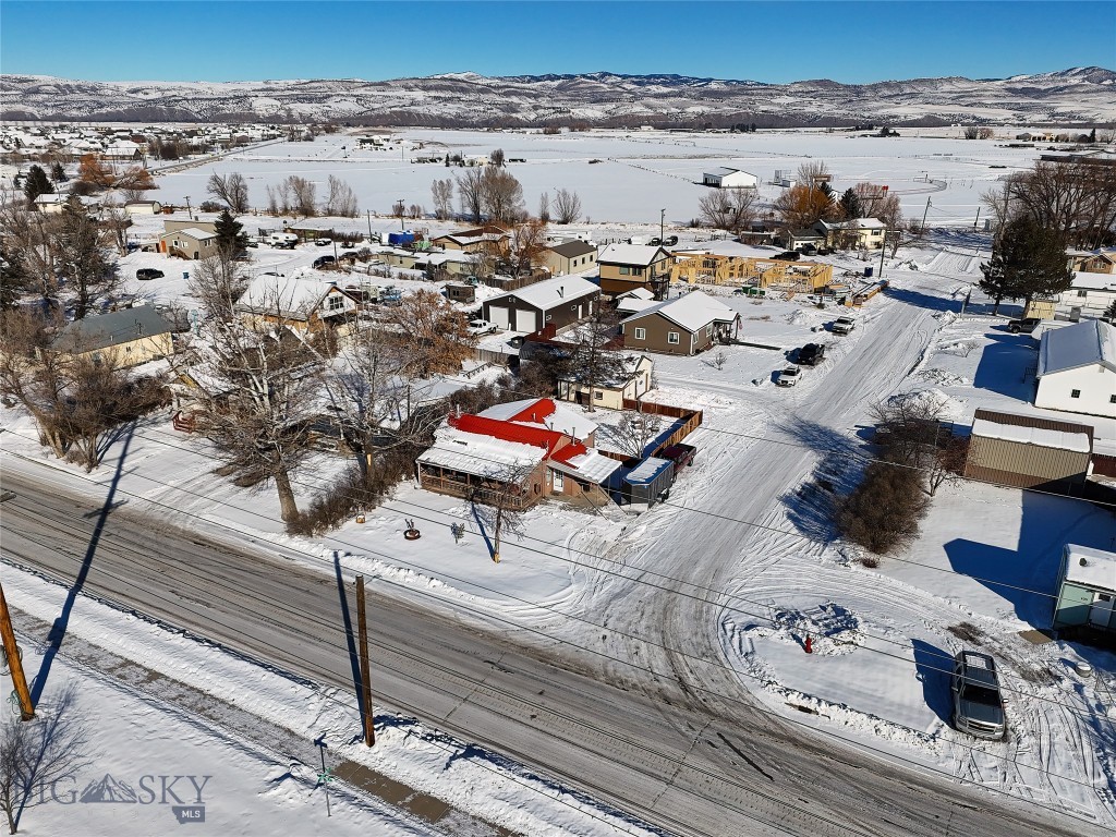 401 W Railroad Avenue N