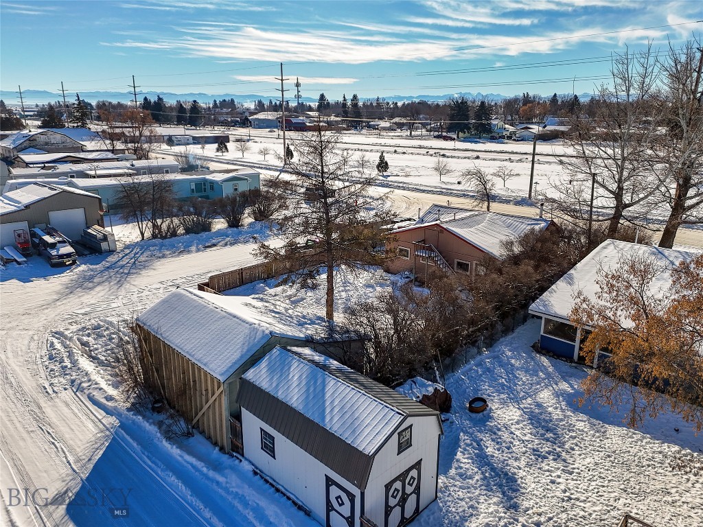 401 W Railroad Avenue N