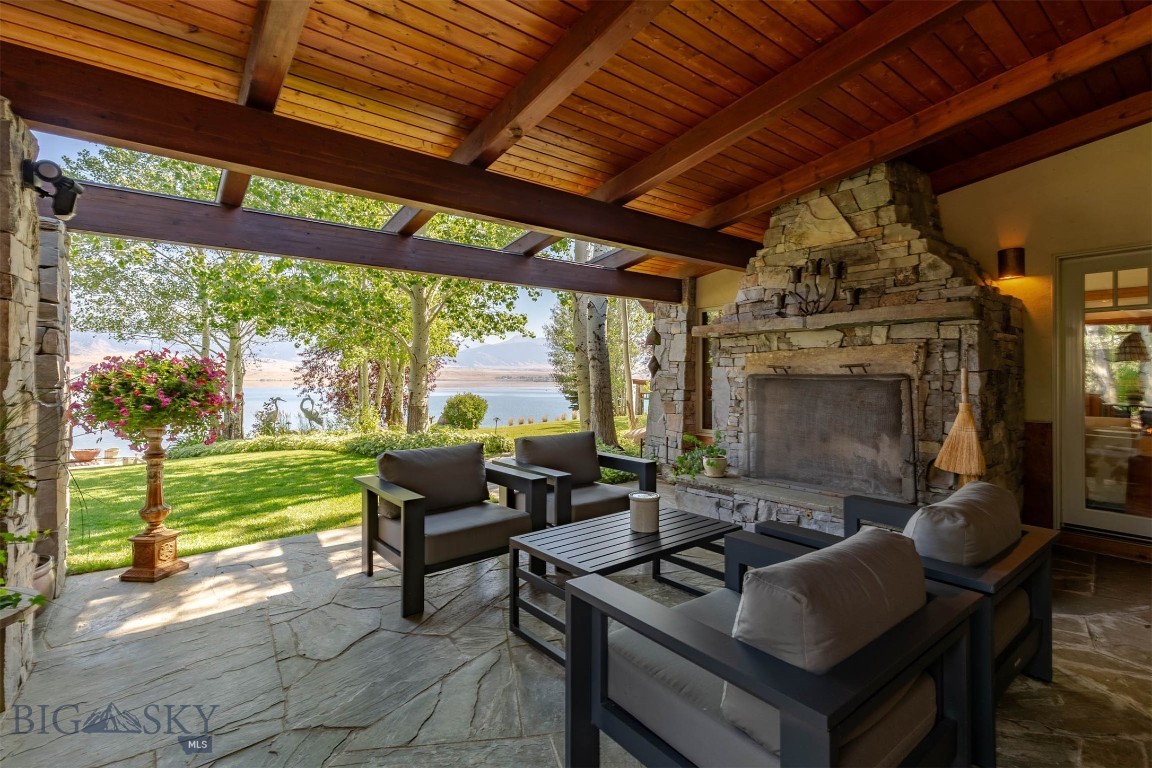 127 Rainbow Point Road