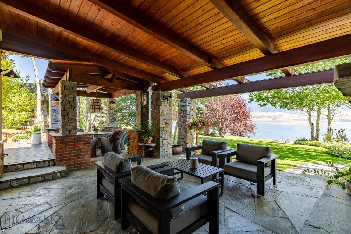 127 Rainbow Point Road