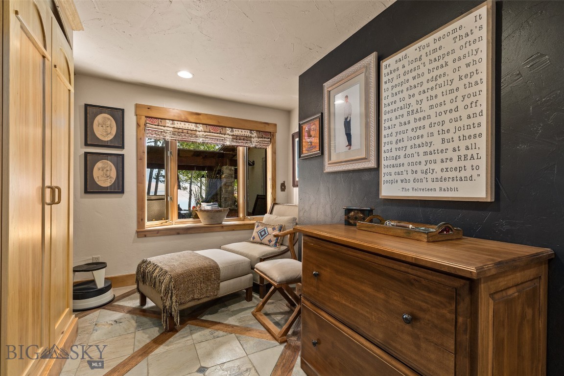 127 Rainbow Point Road