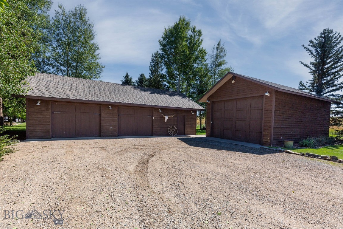 127 Rainbow Point Road