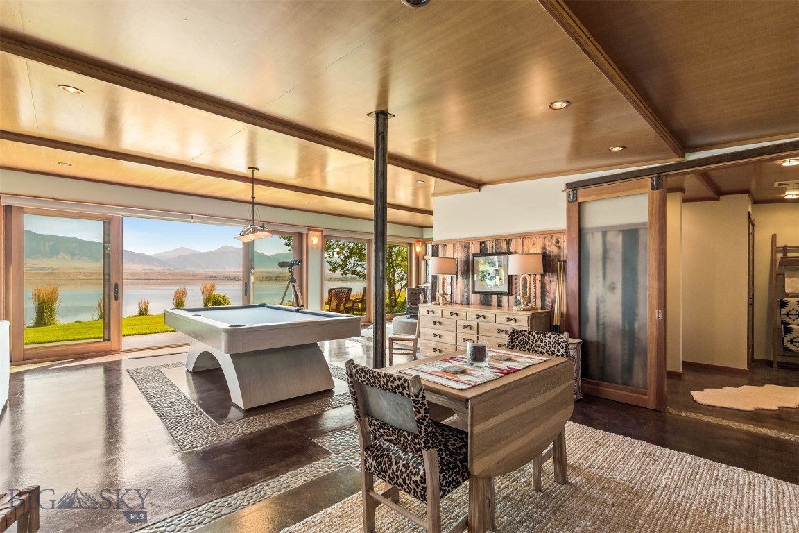 127 Rainbow Point Road