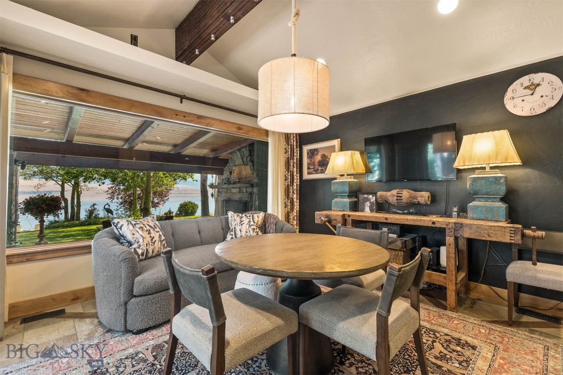 127 Rainbow Point Road