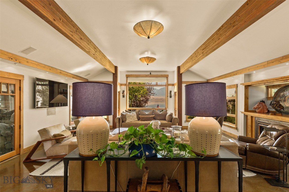 127 Rainbow Point Road