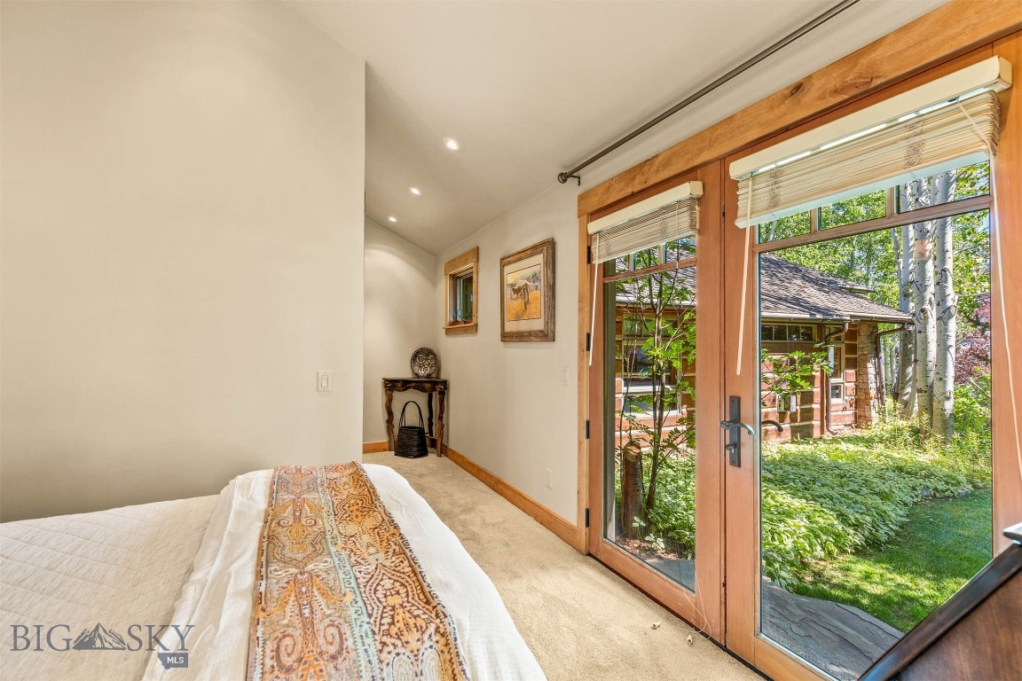 127 Rainbow Point Road