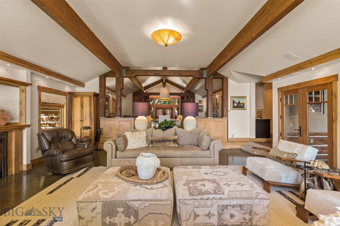 127 Rainbow Point Road