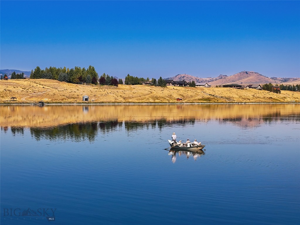 127 Rainbow Point Road