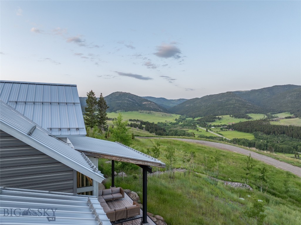 225 Alpen Strasse Street