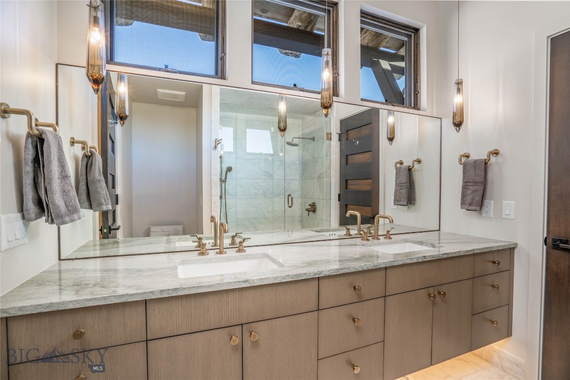 225 Alpen Strasse Street