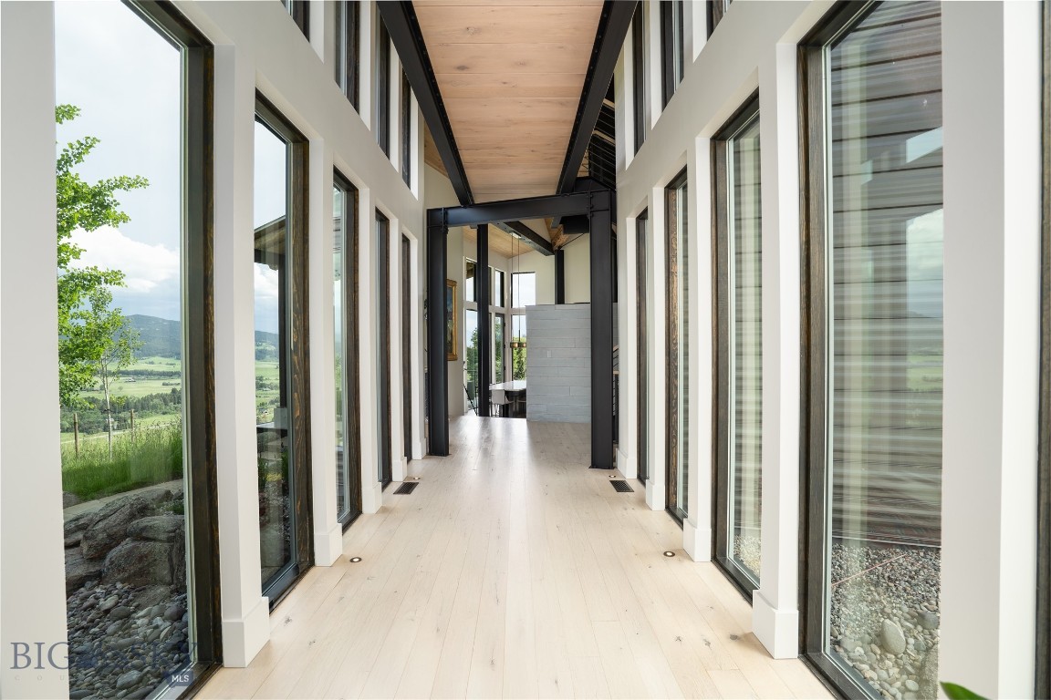 225 Alpen Strasse Street