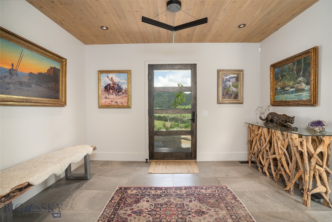 225 Alpen Strasse Street