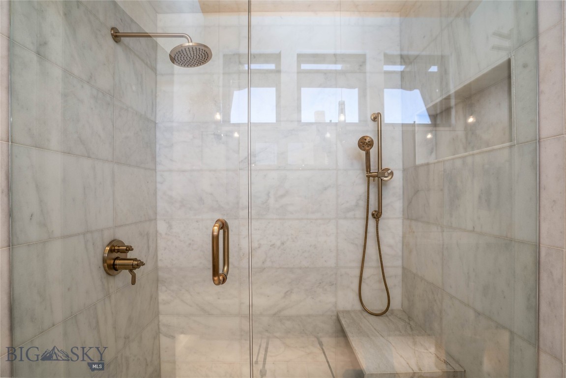 225 Alpen Strasse Street