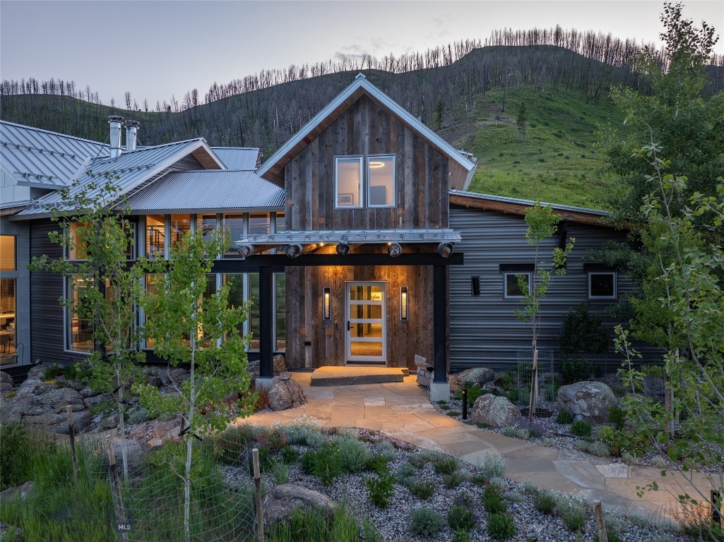 225 Alpen Strasse Street