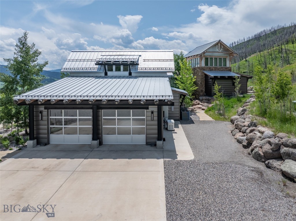 225 Alpen Strasse Street