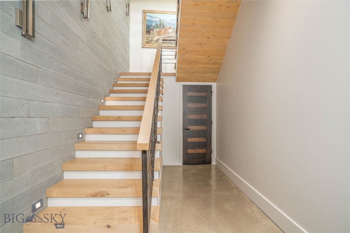 225 Alpen Strasse Street