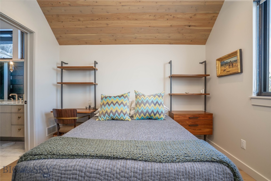 225 Alpen Strasse Street