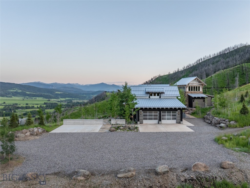 225 Alpen Strasse Street