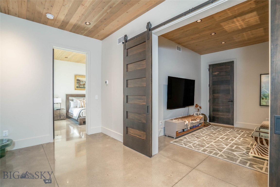 225 Alpen Strasse Street