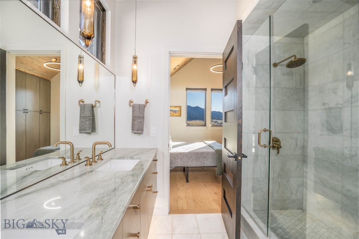 225 Alpen Strasse Street