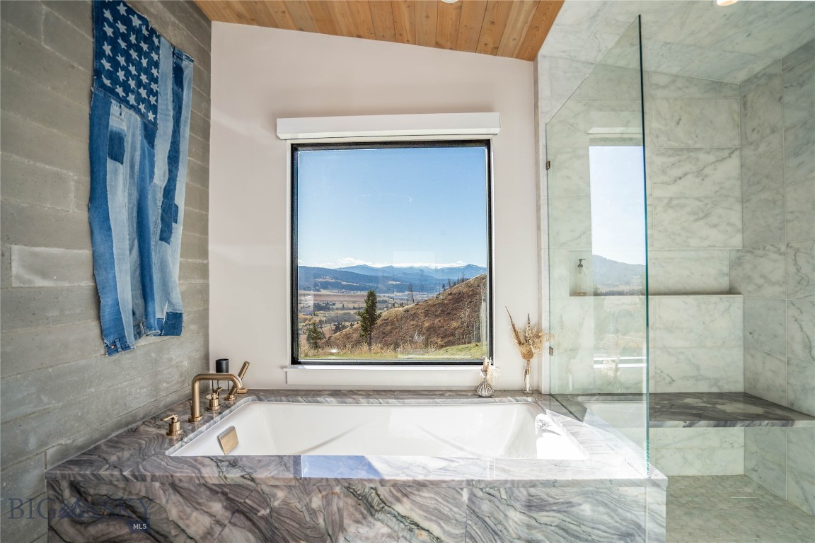 225 Alpen Strasse Street