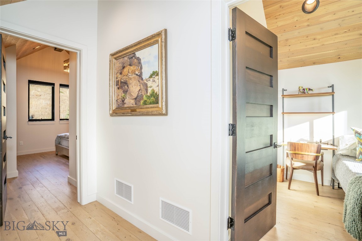 225 Alpen Strasse Street