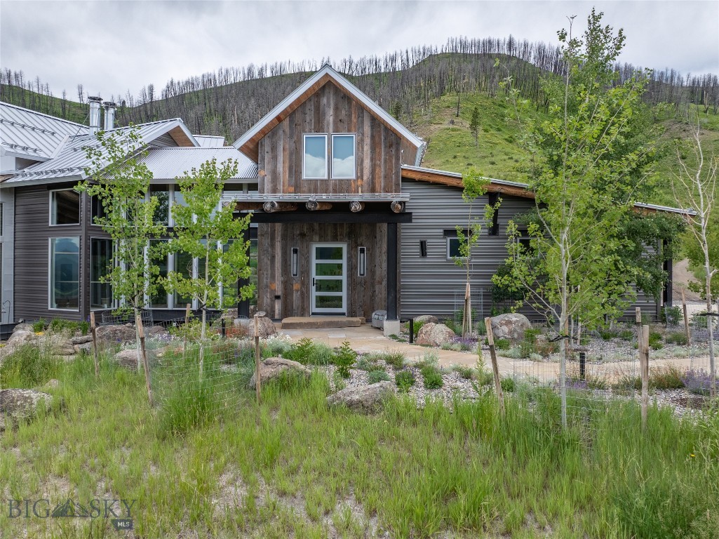 225 Alpen Strasse Street