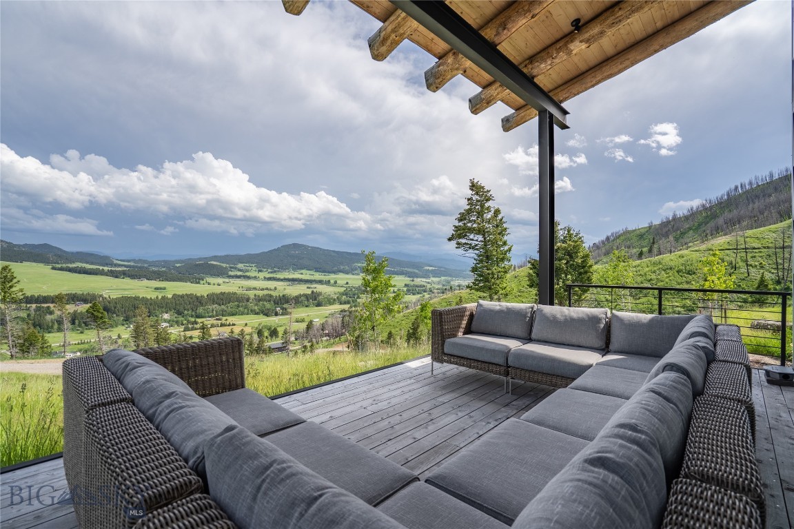 225 Alpen Strasse Street