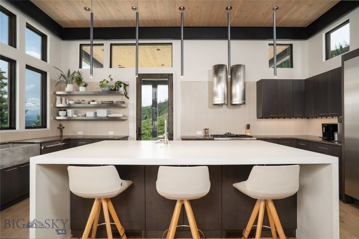 225 Alpen Strasse Street