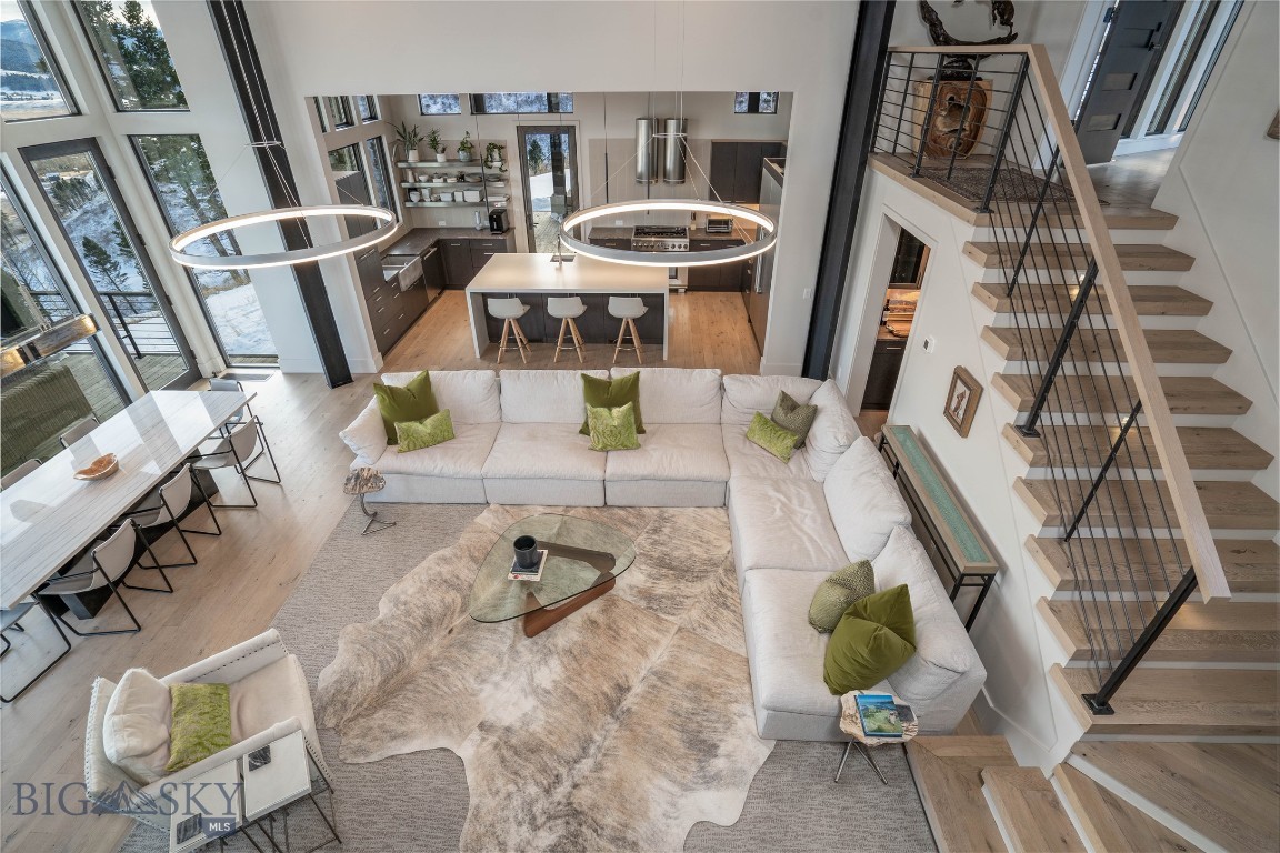 225 Alpen Strasse Street