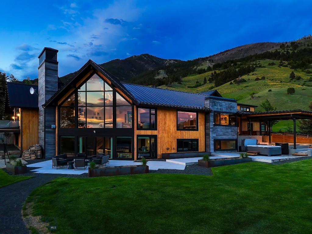 354 Brass Lantern Court