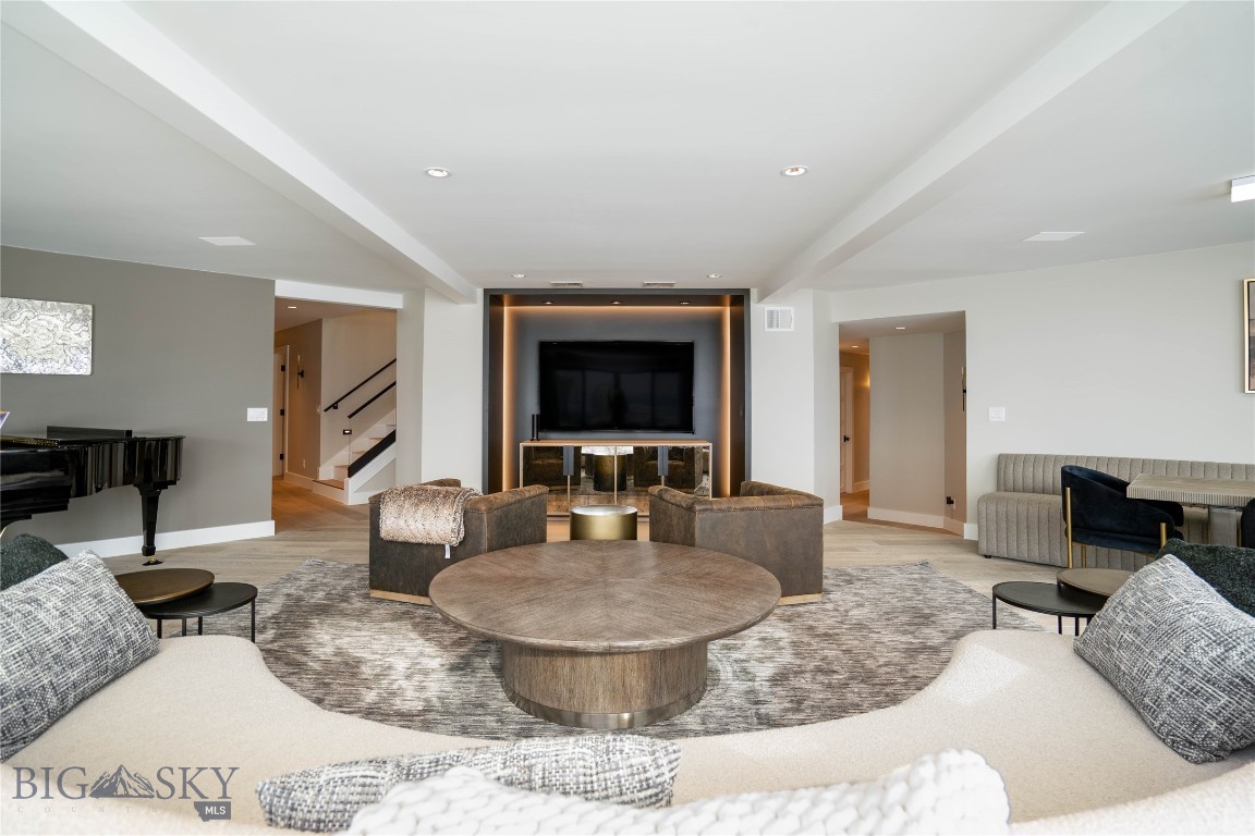 354 Brass Lantern Court