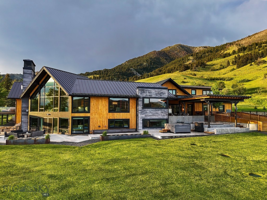 354 Brass Lantern Court