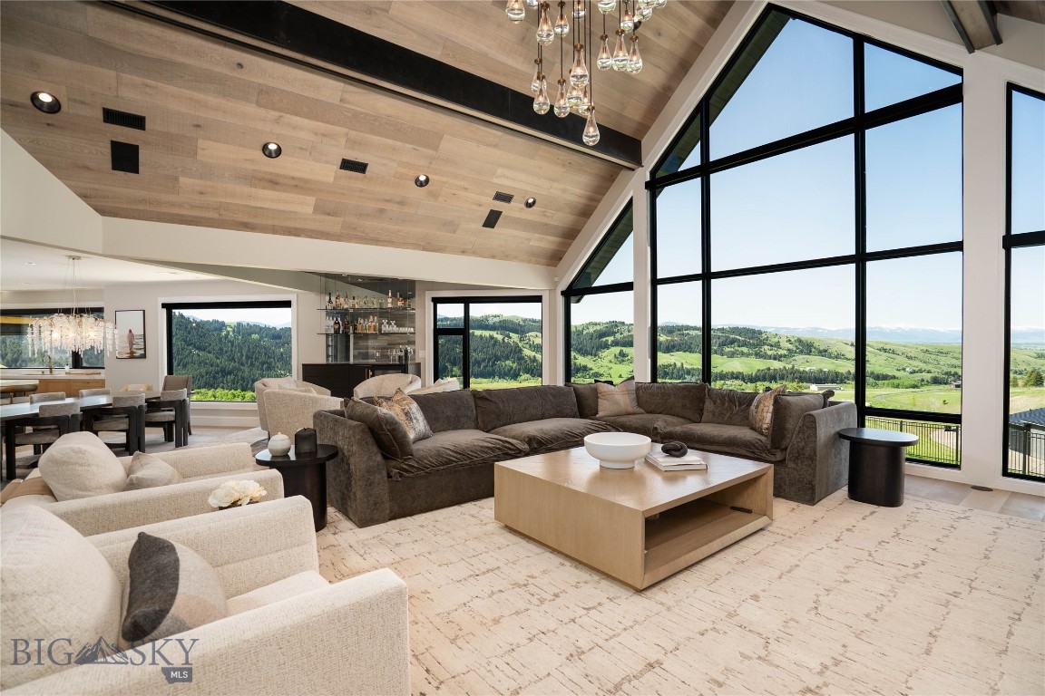 354 Brass Lantern Court