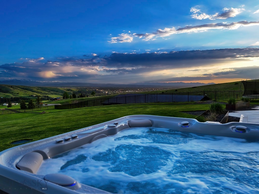 354 Brass Lantern Court