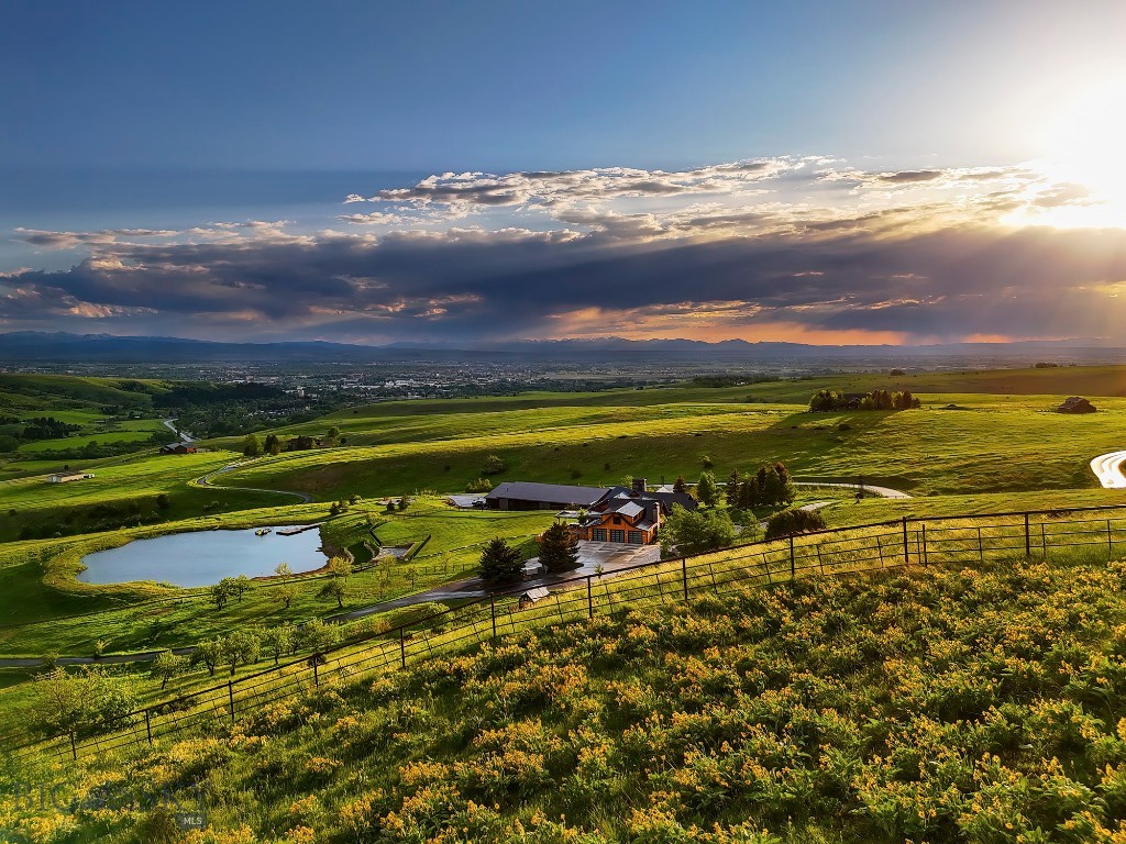 354 Brass Lantern Court