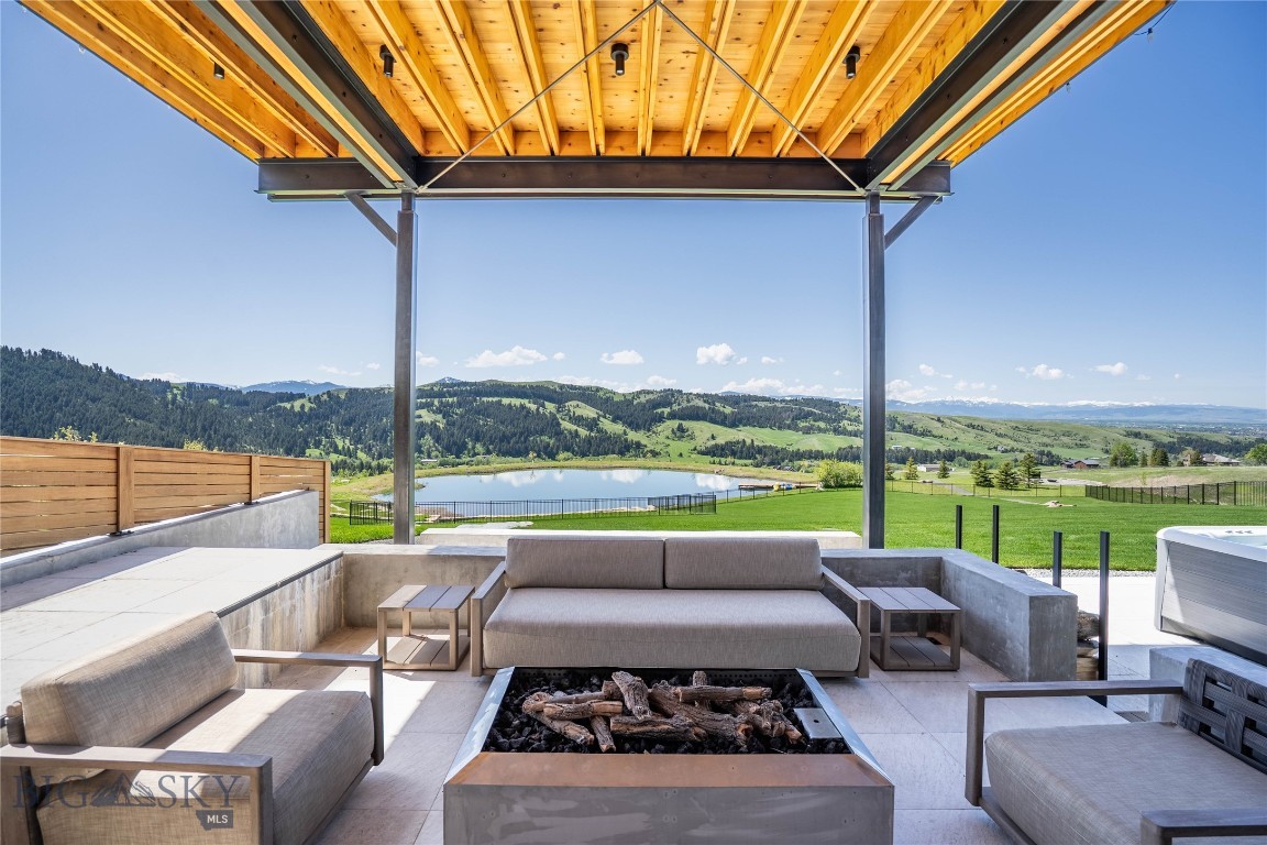 354 Brass Lantern Court