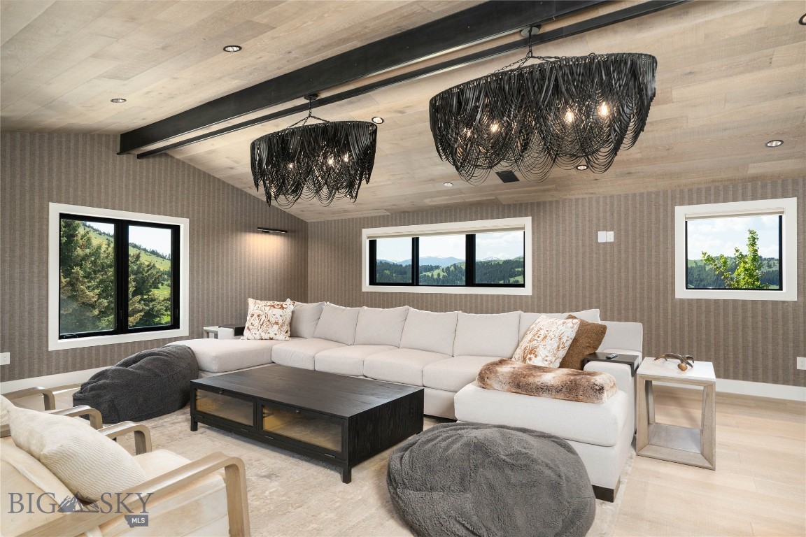 354 Brass Lantern Court