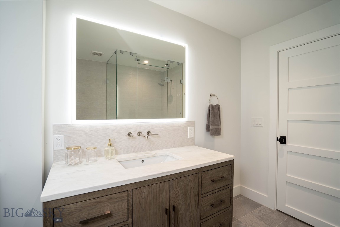 354 Brass Lantern Court