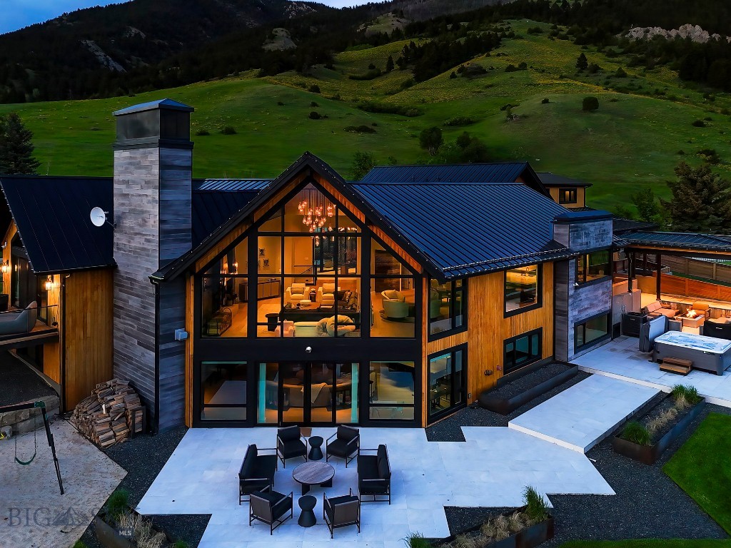 354 Brass Lantern Court