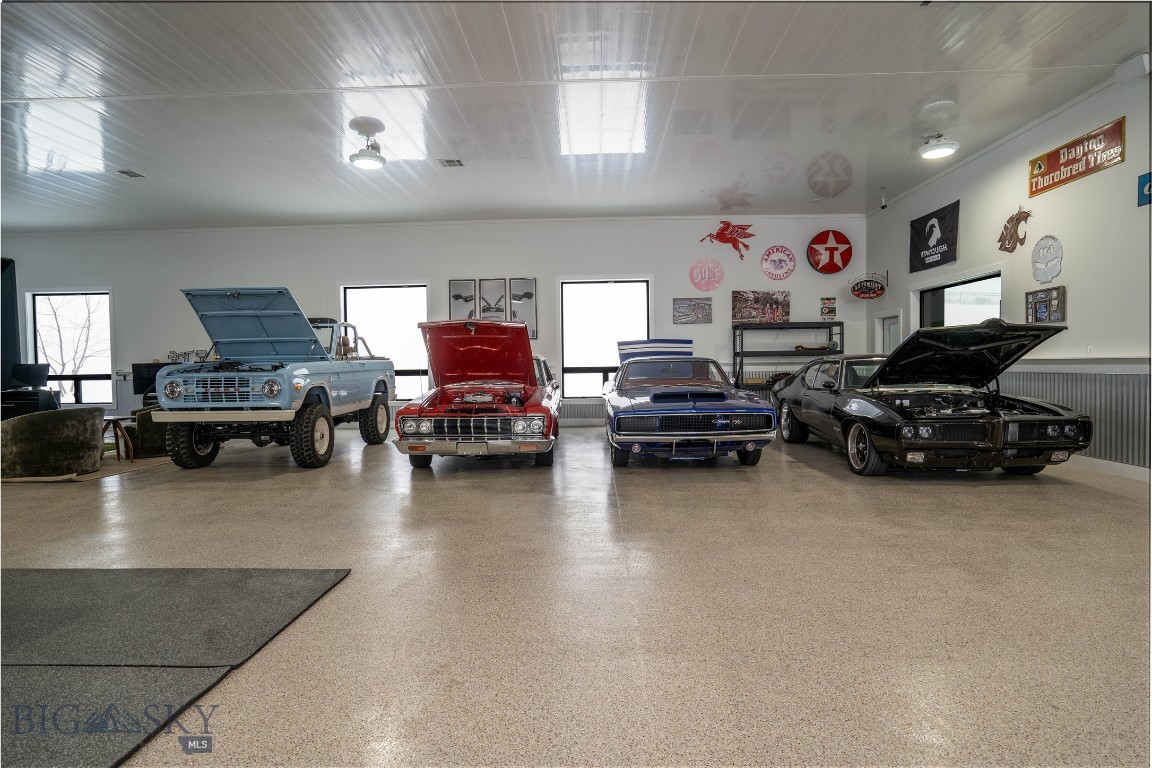 354 Brass Lantern Court