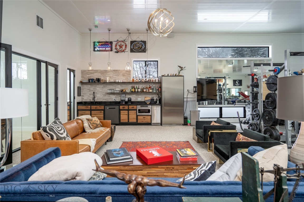 354 Brass Lantern Court