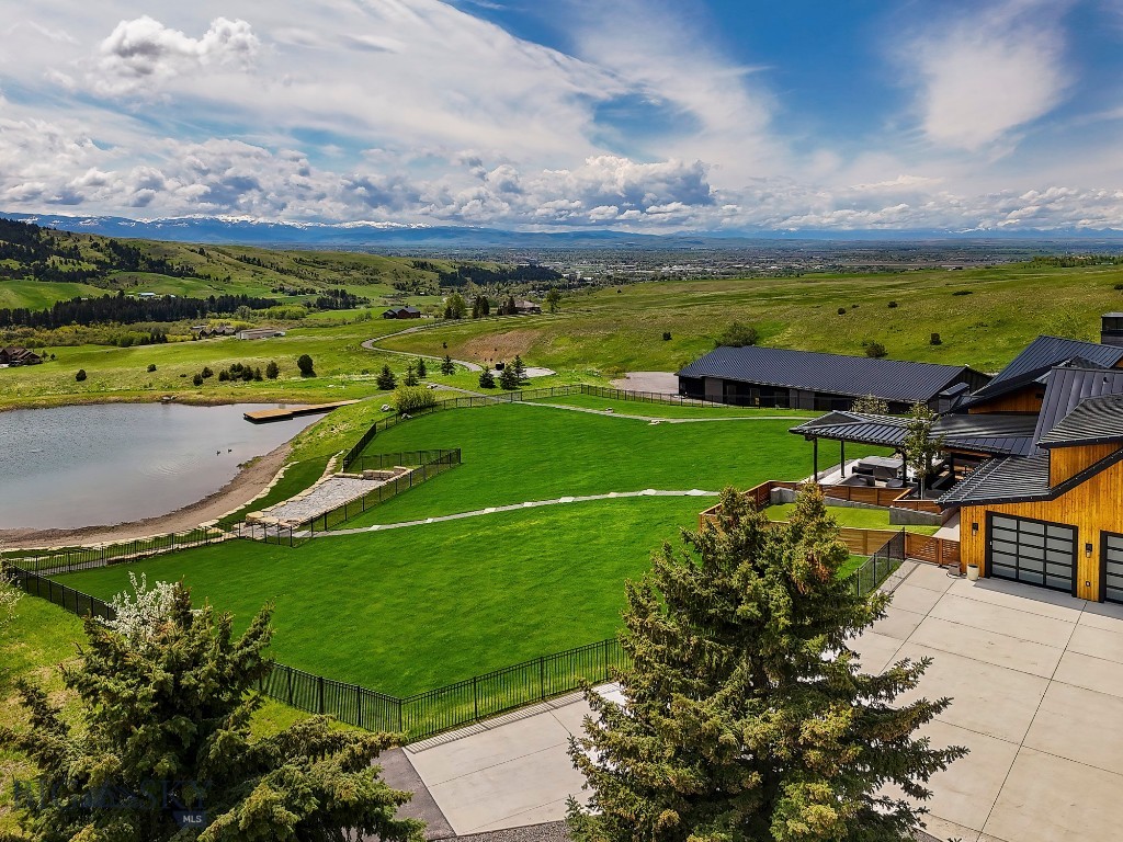 354 Brass Lantern Court