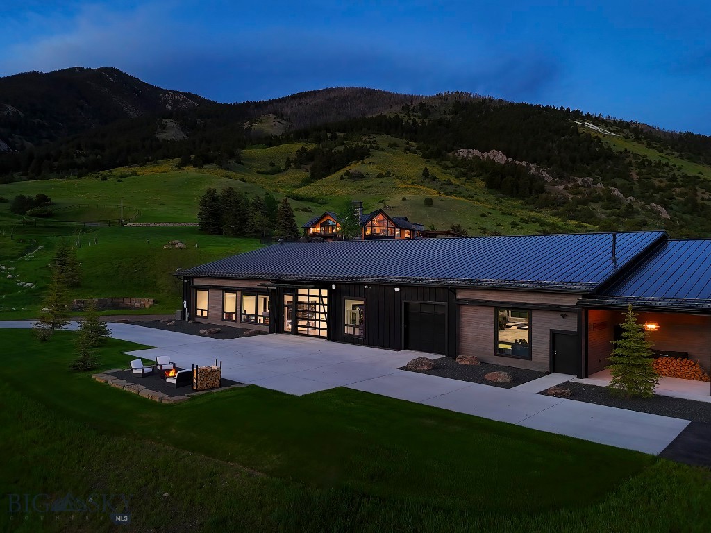 354 Brass Lantern Court