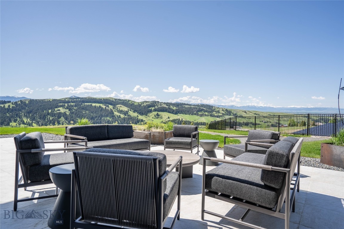 354 Brass Lantern Court