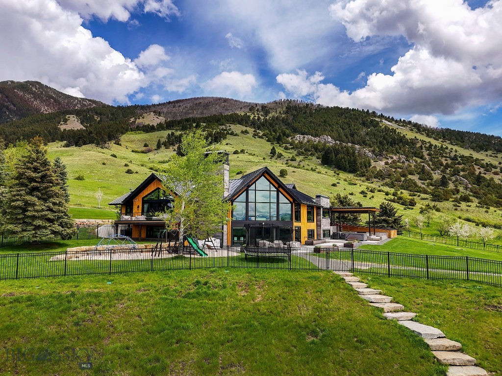 354 Brass Lantern Court