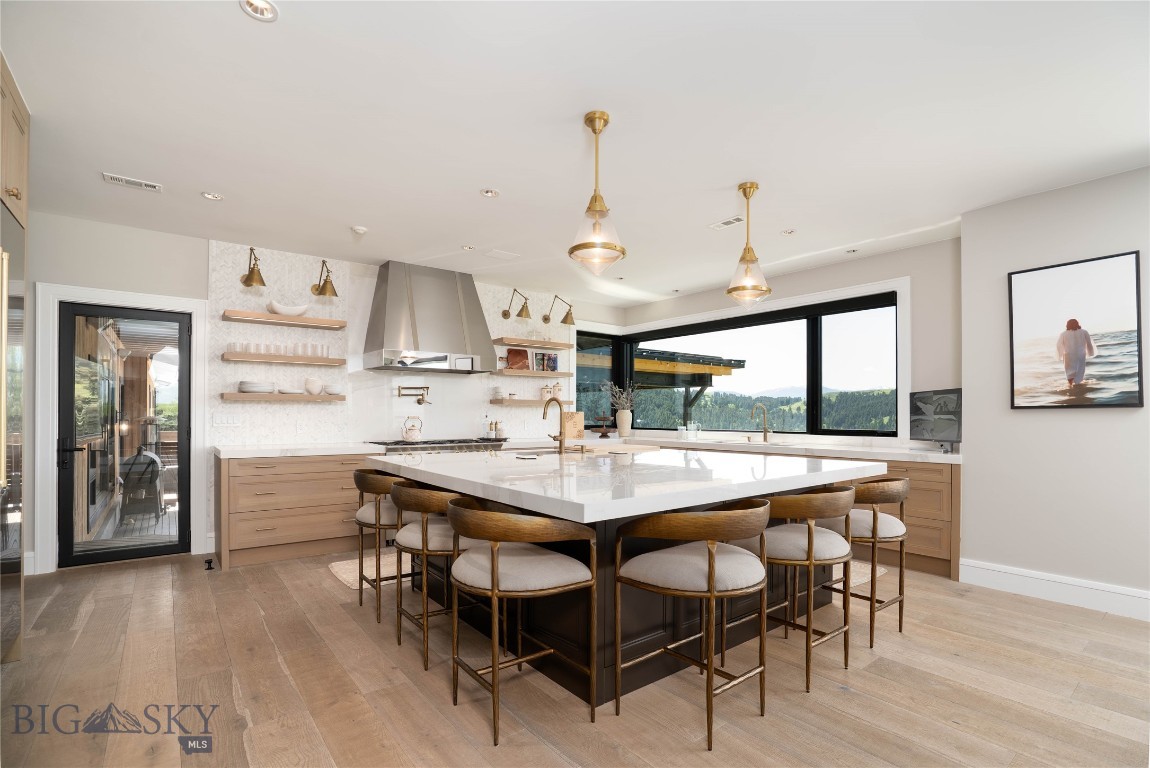 354 Brass Lantern Court